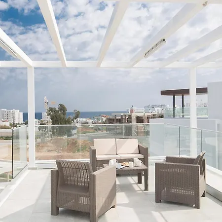 ヴィラ Rent Your Dream Holiday And Look Forward To Relaxing Beside Your Private Pool 1559 *