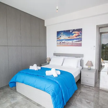 Villa Rent Your Dream Holiday And Look Forward To Relaxing Beside Your Private Pool 1559 Protaras